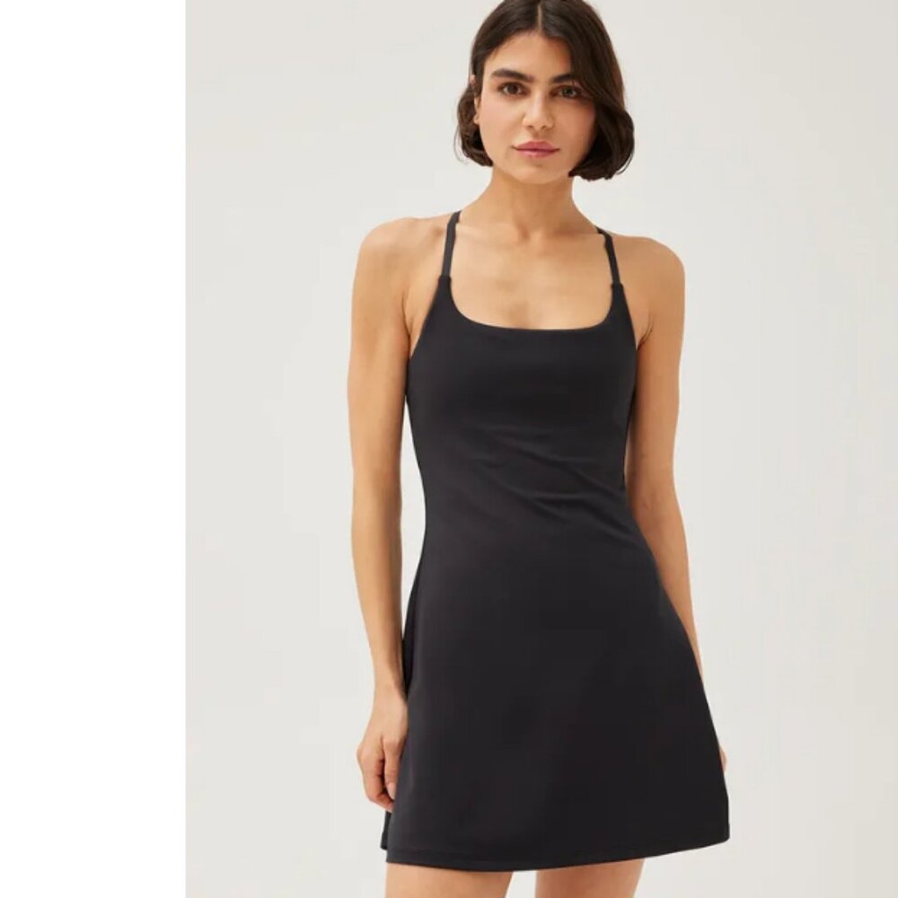 Outdoor Voices TechSweat Move Free Dress in Black